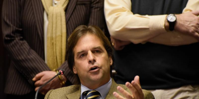 Lacalle Pou afirm� que apoyar� al Gobierno en lucha contra violencia en el deporte