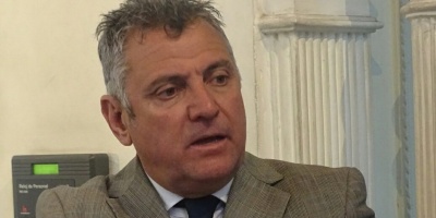 Empresa ofrece suma millonaria a AUF por derechos de f�tbol