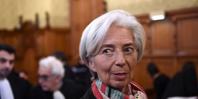 Directora de FMI Lagarde es hallada culpable de "negligencia" pero exenta de pena en juicio en Francia