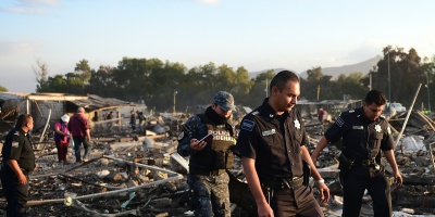 26 muertos y 70 heridos por explosi�n de mercado de pirotecnia en M�xico 