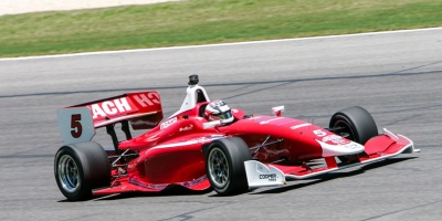 Urrutia sigue en la f�rmula Indy Lights