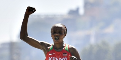 Campeona ol�mpica, keniana Jemima Sumgong gana San Silvestre de Sao Paulo
