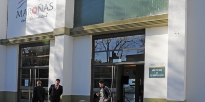 Con buen margen de p�blico se desarrolla la tradicional actividad h�pica en Maro�as