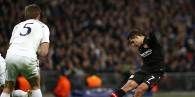 'Chicharito' Hern�ndez niega rumores sobre salida de Bayer Leverkusen