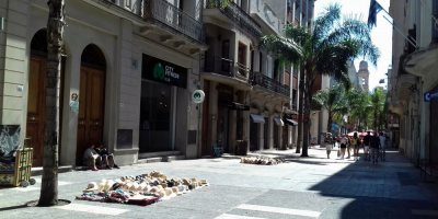 Comuna acepta a 16 vendedores en peatonal 
