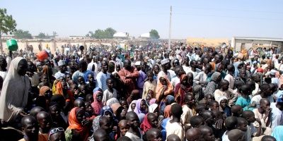 Al menos 50 muertos en campo de desplazados de Nigeria por un bombardeo accidental
