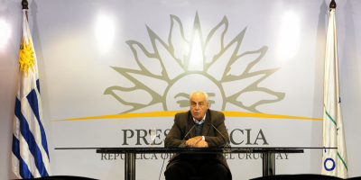 Gobierno y UPM retoman negociaciones 