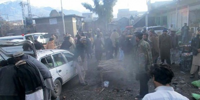 Explosi�n en un mercado en Pakist�n causa 20 muertos