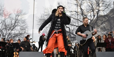 Madonna hace aparici�n sorpresa en Marcha de las Mujeres
