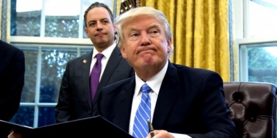 Trump desata escalada de tensi�n con M�xico, incluyendo "idea" de un arancel