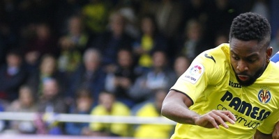 El Villarreal gana 2-0 al Granada y sigue cerca de la Champions