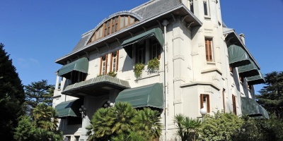 V�zquez se reuni� con gabinete productivo por UPM 