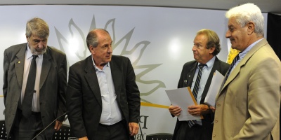 Empresarios insisten en que se debe reformular la Ley de negociaci�n colectiva 