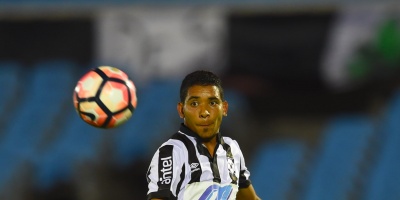 Wanderers recibe a The Strongest 