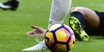 Wanderers cay� 2 a 0 ante The Strongest