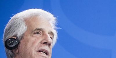 Vuelo de V�zquez demorado tras detectarse una sustancia no identificada en el aire