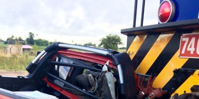 Camioneta colision� con un tren en Tacuaremb�