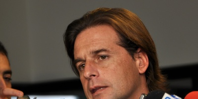 Lacalle Pou en desacuerdo con aumentar el presupuesto a la educaci�n con respecto a crecimiento del PBI
