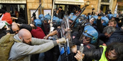 Violentas protestas de taxistas en Roma contra Uber