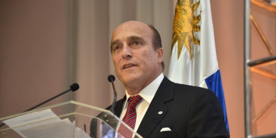 Mart�nez estudia cambios en la Intendencia  