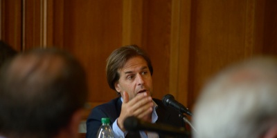 Lacalle Pou insiste en la importancia de aplicar medidas 