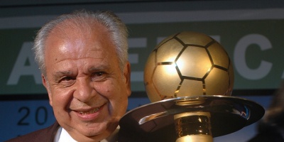 Muri� el t�cnico uruguayo "Ma�o" Ruiz