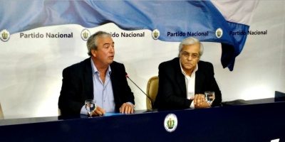 Mujica present� propuestas al Directorio del Partido Nacional