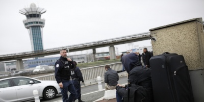 Padre del hombre abatido en el aeropuerto de Orly niega que fuera terrorista