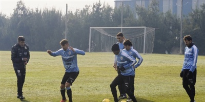Uruguay inicia los entrenamienos para la doble fecha pre-mundialista