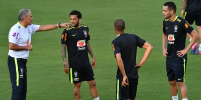 Tite prueba a Firmino como sustituto de Gabriel Jes�s