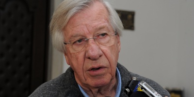 Astori descarta ajustes fiscales