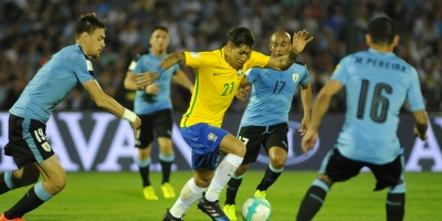 Uruguay perdi� 4 a 1 ante Brasil en el Centenario