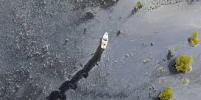 Barco con tres tripulantes argentinos est� desaparecido