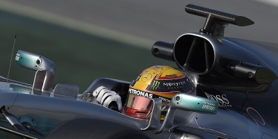 Hamilton se lleva la pole en el Gran Premio de Australia de F1