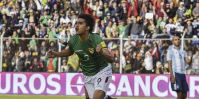 Bolivia derrota 2-0 a Argentina sin Messi