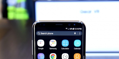 Samsung presenta el nuevo Galaxy S8 con asistente virtual