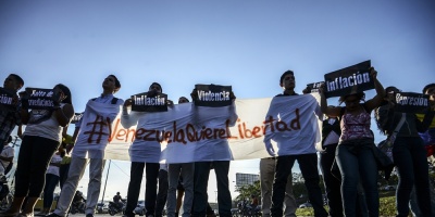 Oposici�n reclama que V�zquez se pronuncie sobre Venezuela