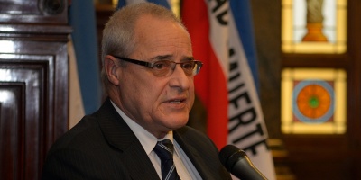 Socialistas critican a la oposici�n por postura ante Venezuela 