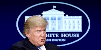 Gobierno de Trump revisar� las reformas acordadas de las polic�as locales