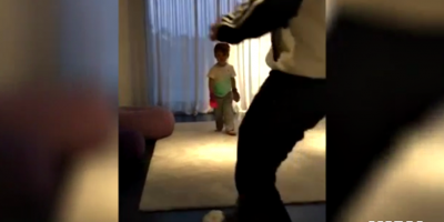 El hijo de Su�rez puede ser golero, pero le pega como su pap�!