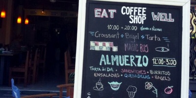 Pol�mica por cartel en caf� de Pocitos