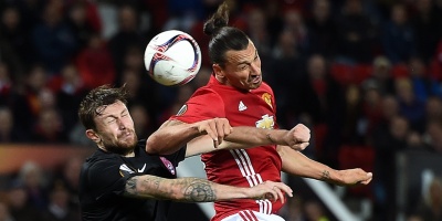 Liverpool busca consolidarse y M�nchester United mantenerse en lucha por Champions