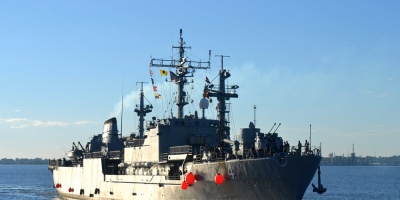 Lleg� a Montevideo el ROU 04 �General Artigas�, tras asistir al "Star Daisy"