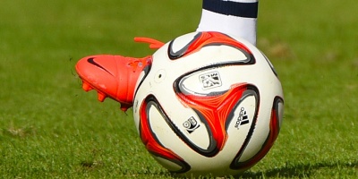 Boca empata pero sigue l�der