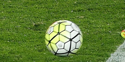 Col�n gana de nuevo y se mete en pelea por t�tulo del torneo argentino