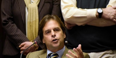 Lacalle Pou: "El gobierno demuestra que est� congelado" 