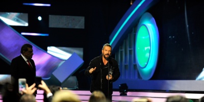 Arjona fue galardonado en los Billboard por su trayectoria