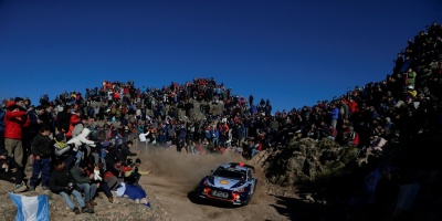 Con una remontada fant�stica, el belga  Neuville gana rally de Argentina