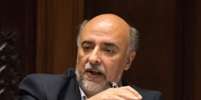 Buscan modificar subsidios de maternidad y paternidad