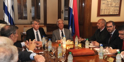 El Gobierno y UPM acuerdan los "compromisos de las partes" para instalar la segunda planta en el pa�s 